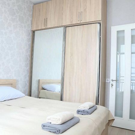 Apartment Black Sea 7 Batumi Zewnętrze zdjęcie